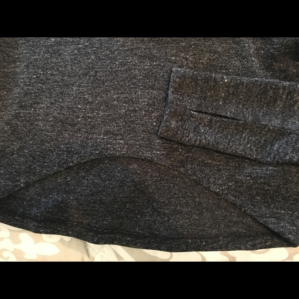 Cabi long sleeve athletic crop top